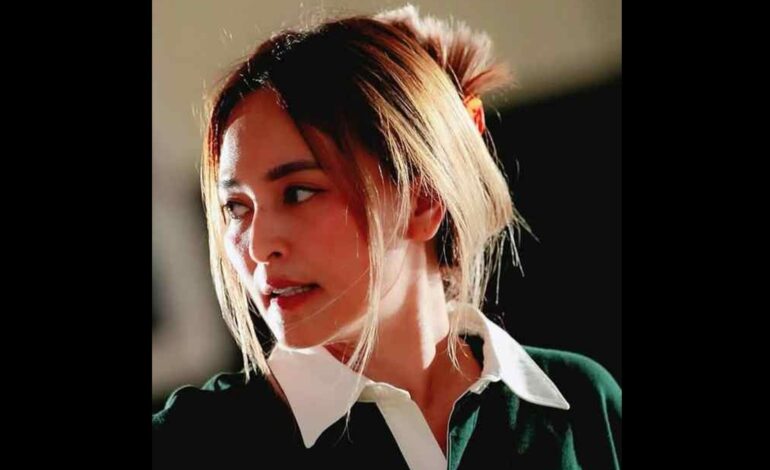 ด่วน! บุกจับ “นานา ไรบีนา” ดาราสาวชื่อดัง คาบ้านพักย่านพระโขนง คดีฉ้อโกง