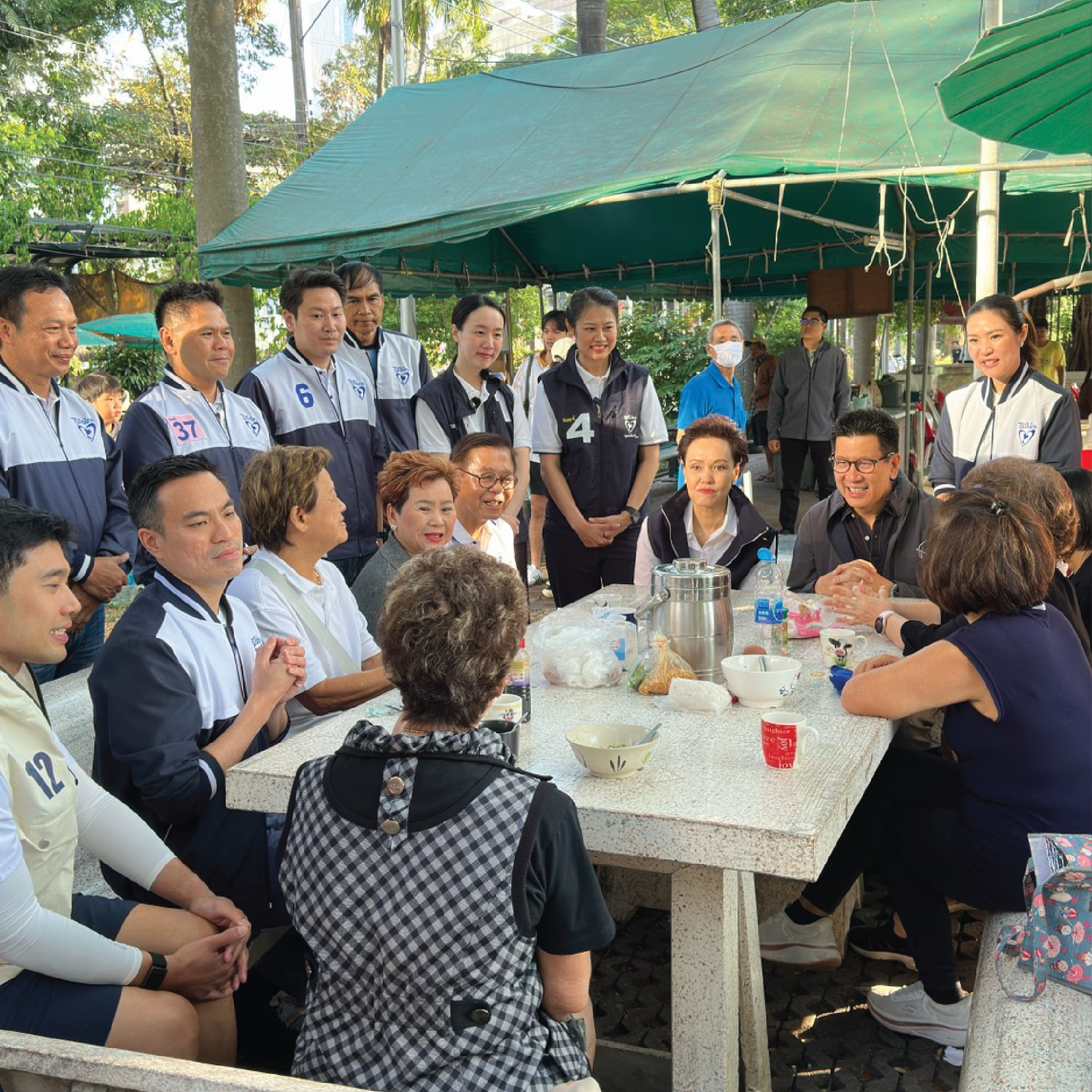 “ภูมิใจไทย” ยกทัพดรีมทีม “สีหศักดิ์-เอกนิติ-ศุภจี” ลงสนามหาเสียงครั้งแรกสวนลุมฯ