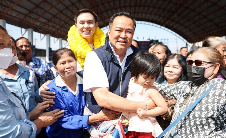 “อนุทิน” ลุยโคราช! ปราศรัยช่วย “ทวิรัฐ รัตนเศรษฐ” ลั่นทวงคืนแผ่นดินไทยทุกตารางนิ้ว