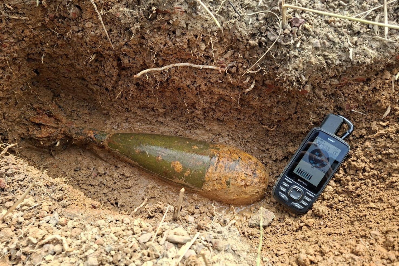“กองทัพไทย” ลุยเก็บกู้ทุ่นระเบิด ลูกระเบิด 120 มม. คืนความปลอดภัยพื้นที่ตราด