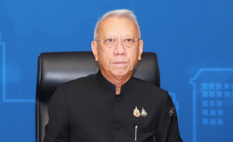 “พิพัฒน์” สั่ง “อิตาเลียนไทย” หยุดก่อสร้างทุกโครงการ ปมเครนถล่มพระราม 2