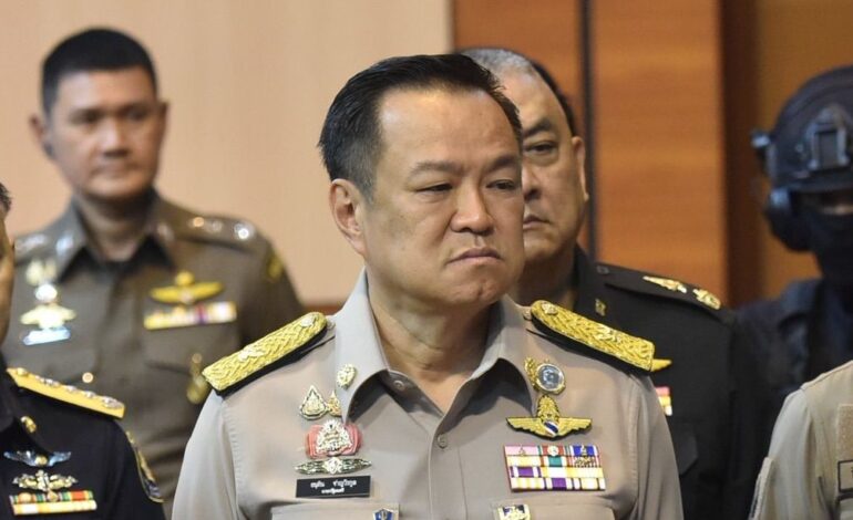 “อนุทิน” ลั่นแรง! นักการเมือง ท. เอี่ยวยา เจอใครไม่ละเว้น หยอกสื่อ “ไม่ใช่ทิน”