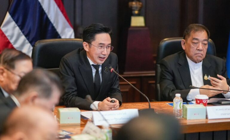 “หอการค้า” หารือ “เพื่อไทย” ชู Hope 69 ดันเศรษฐกิจนวัตกรรม สร้างประเทศรายได้สูง