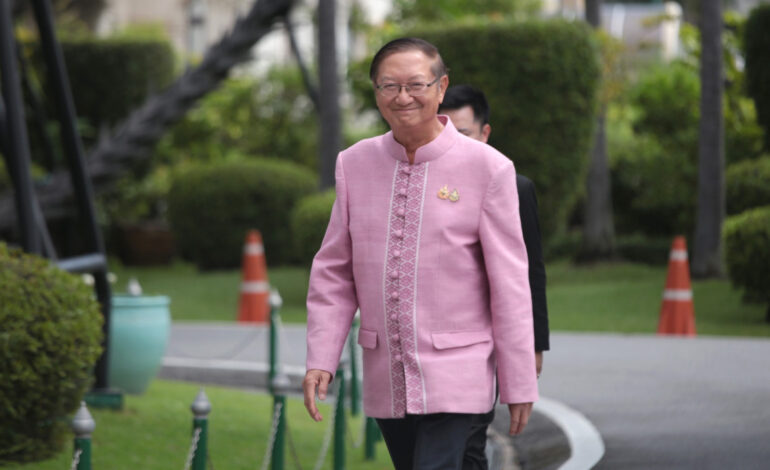 “เพื่อไทย” กางแผน 7 ข้อ ยกเครื่องประกันสังคมใน 3 เดือน ดึงมือโปรบริหารแบบ กบข.