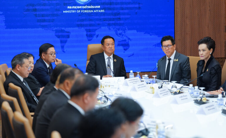 “อนุทิน” นั่งหัวโต๊ะถกทีมเศรษฐกิจ–กต. เดินหน้าหารือนโยบายสำคัญ