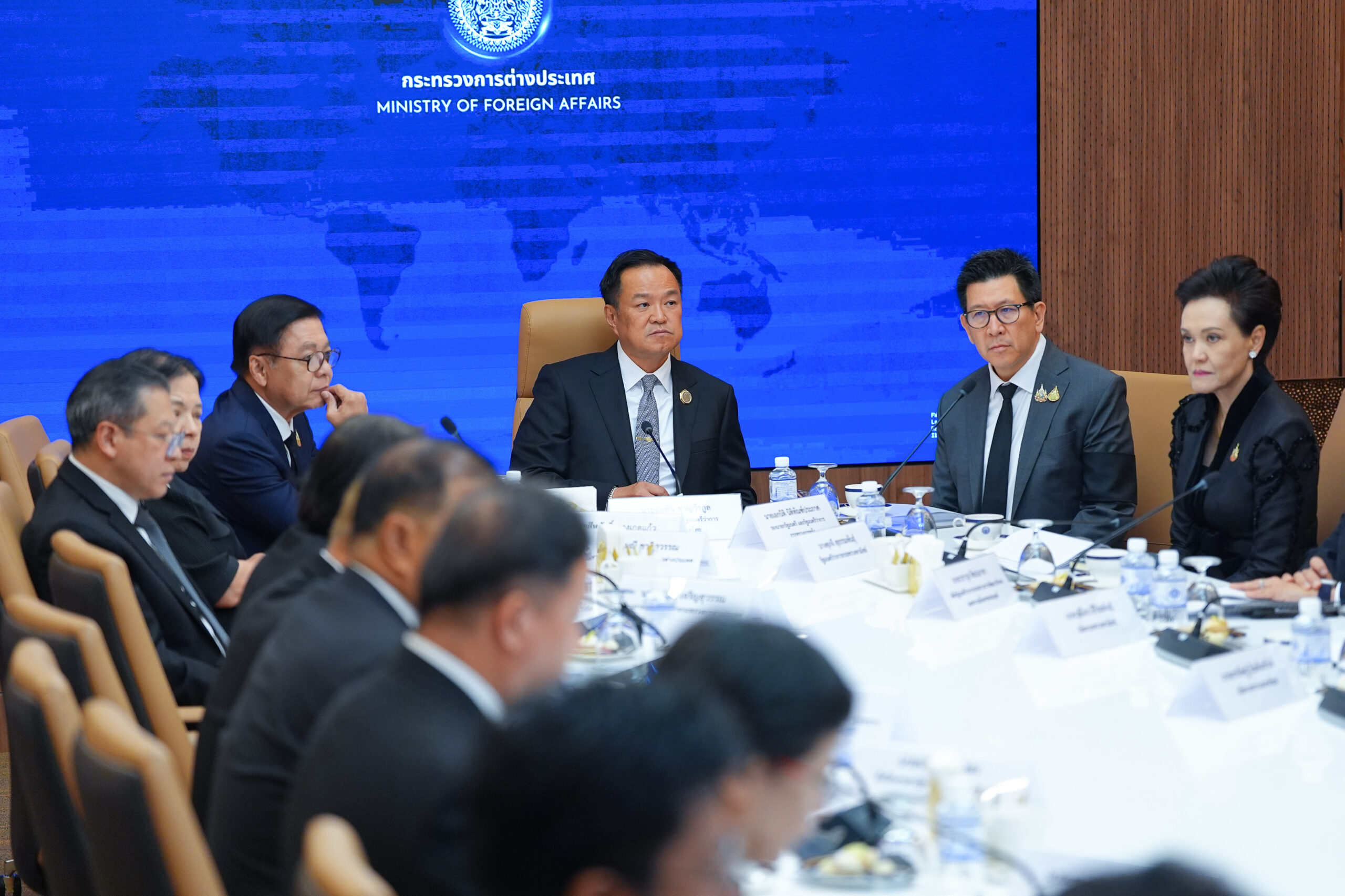 “อนุทิน” นั่งหัวโต๊ะถกทีมเศรษฐกิจ–กต. เดินหน้าหารือนโยบายสำคัญ