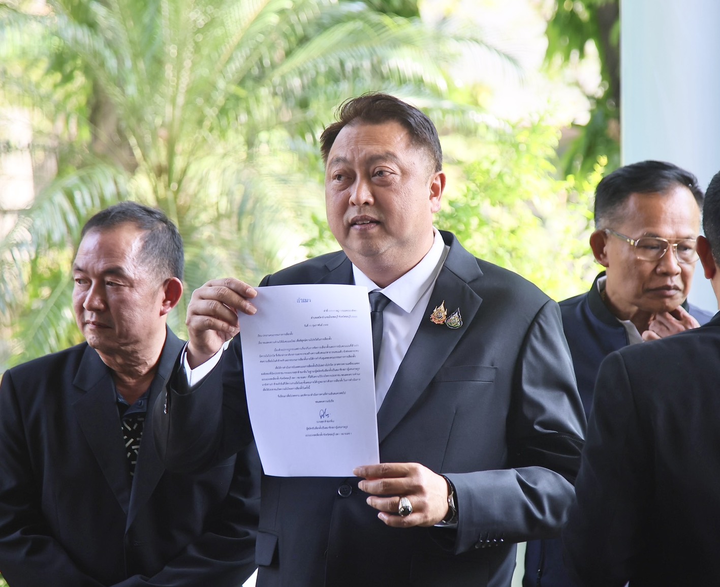 พิสูจน์โปร่งใส! “สุชาติ ชมกลิ่น” ยื่น กกต. หนุนนับคะแนนเขต 1 ชลบุรีใหม่