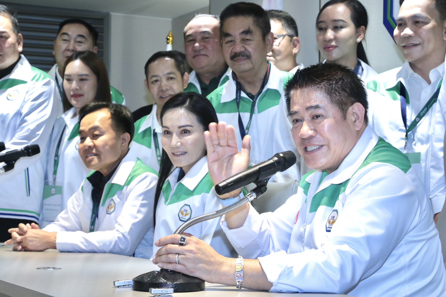 เดือด! “ธรรมนัส” ลั่นหากถูกบีบทางการเมืองก็พร้อมสวนกลับ เหน็บ “ภูมิใจไทย” ตอนรักกันน้ำต้มผักก็ว่าหวาน