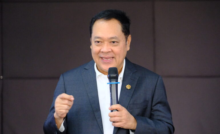 “ทวี สอดส่อง” โพสต์เดือด! เตือนละเมิดความลับบัตรเลือกตั้ง เท่ากับบ่อนทำลายประชาธิปไตย