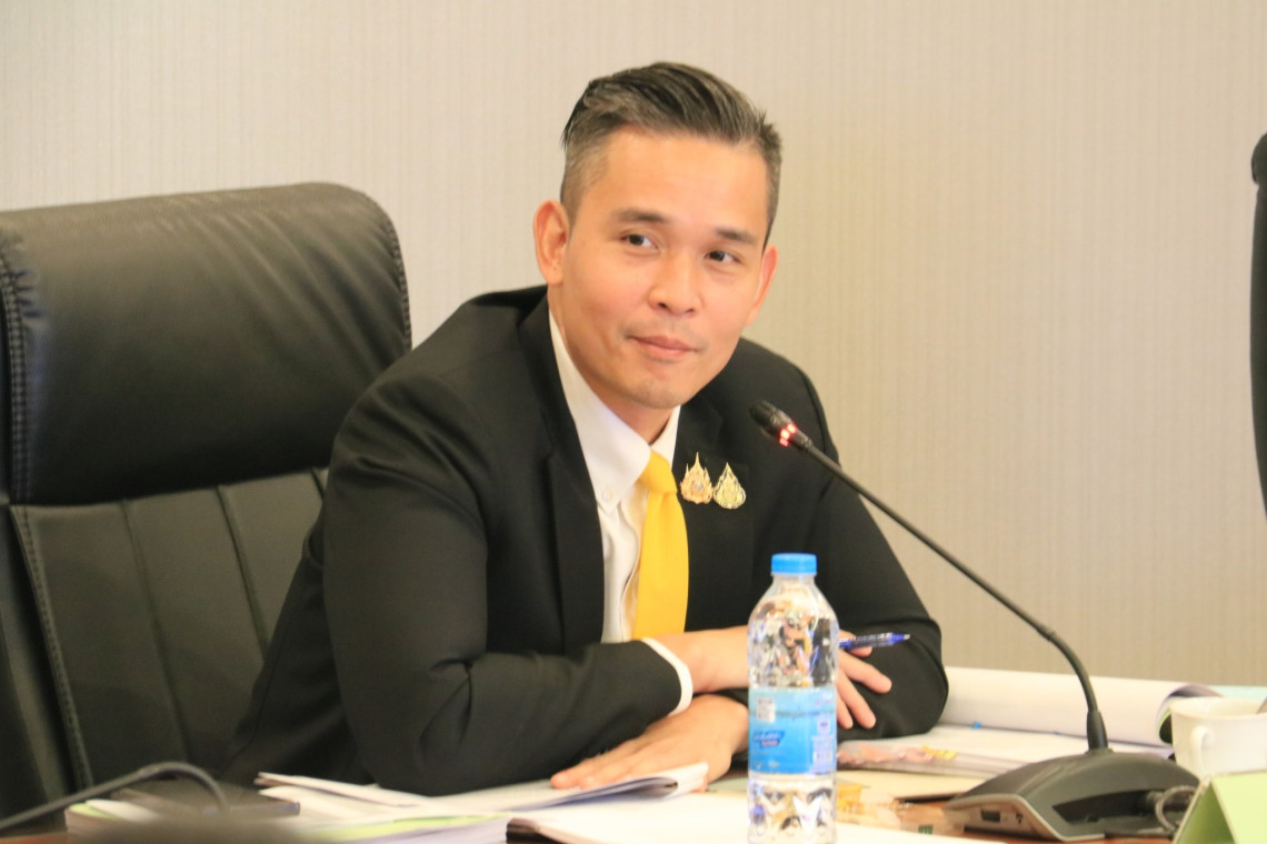 “เพื่อไทย” ชี้เลือกตั้งล่วงหน้าพิรุธหลายจุด จี้ “กกต.” เร่งตรวจสอบ เรียกความเชื่อมั่น