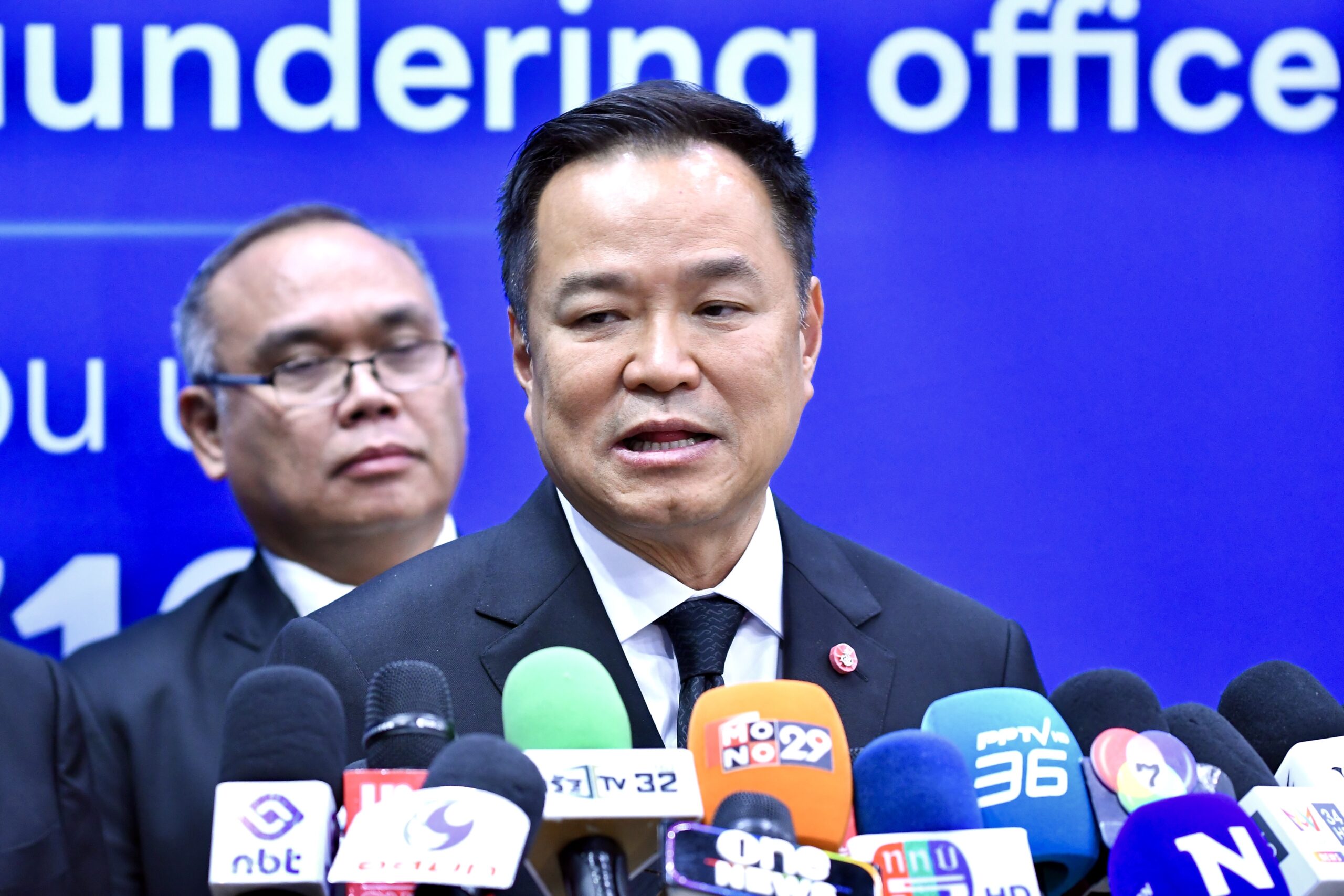 ด่วน! “นายกฯ” สั่งตรึงราคา “ดีเซล” ไม่เกิน 30 บาท 15 วัน รับมือวิกฤตราคาน้ำมันโลก