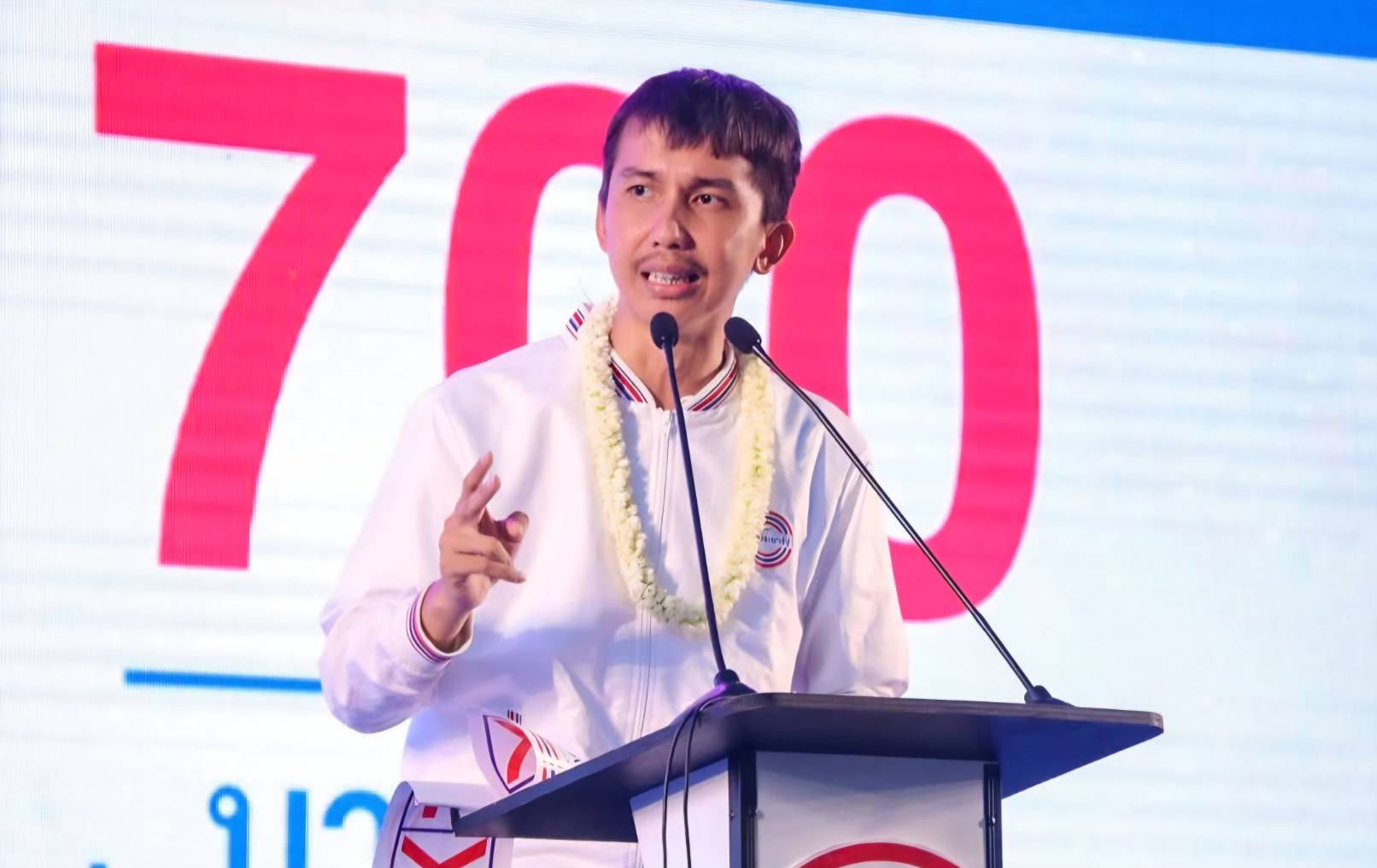 “ชนนพัฒฐ์” ขอบคุณศาลให้โอกาสพิสูจน์ตัวเองหลังประกันตัว พร้อมชี้แจงทุกข้อกล่าวหา