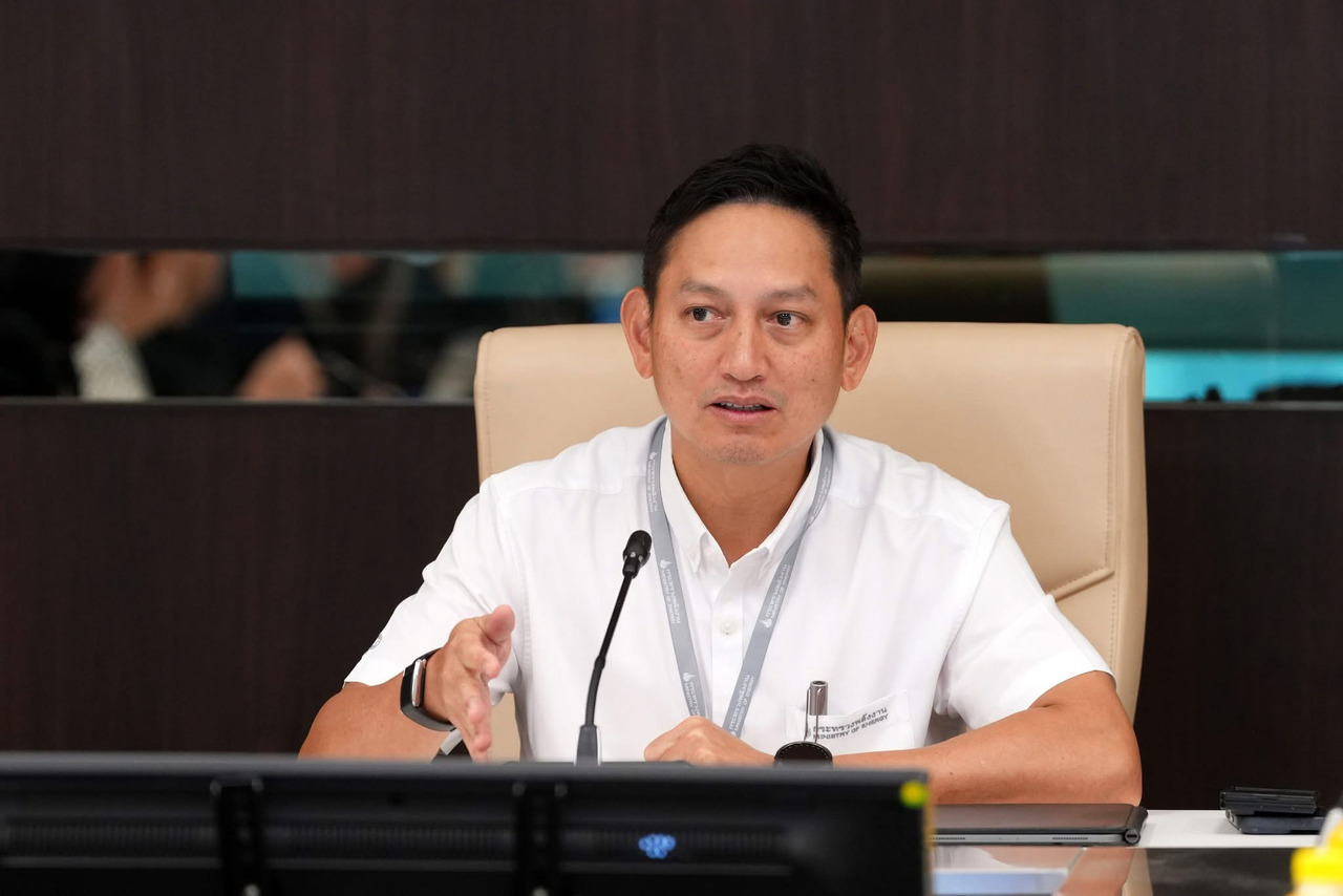 “พลังงาน” โอดสงครามดันราคาน้ำมันโลกพุ่ง แม้ขึ้นราคาขายปลีกกองทุนยังแบกภาระหนัก