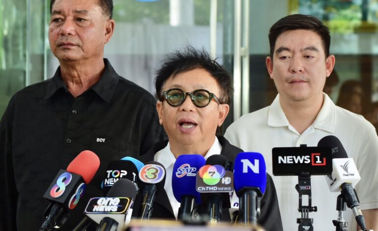 “ปชป.” มีมติเอกฉันท์งดโหวตนายกฯ ส่ง “อภิสิทธิ์” ชำแหละคุณสมบัติกลางสภา 19 มี.ค.นี้