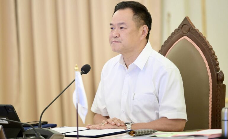 “นายกฯ” เซ็นคำสั่งมอบงาน “รองนายกฯ–รมต.” คุมพื้นที่ 18 เขตทั่วประเทศ