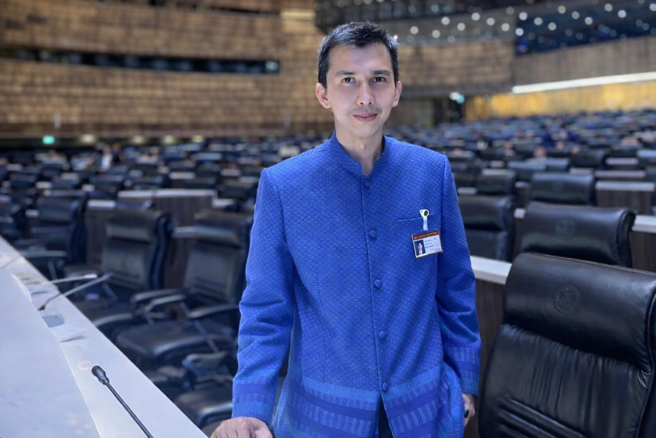 “สภาฯ” มีมติเอกฉันท์ 308 เสียง ไม่ส่ง “ชนนพัฒฐ์” ให้ DSI คดีเว็บพนัน
