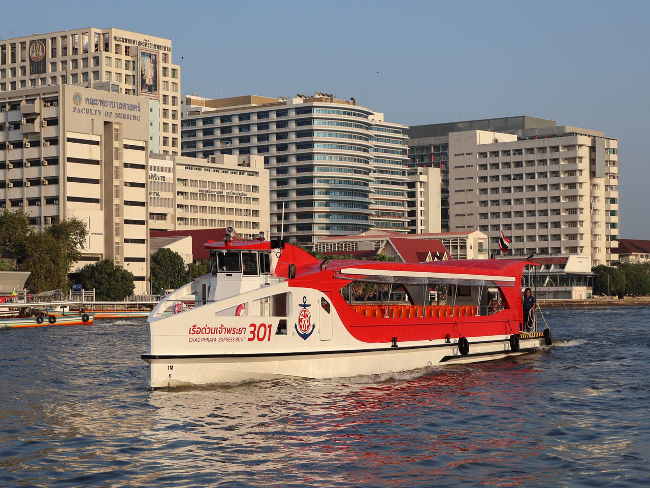 “เรือด่วนเจ้าพระยา” ประกาศขึ้นค่าโดยสาร 1 บาท เริ่ม 25 พ.ค.นี้ เหตุน้ำมันพุ่งทะลุ 41 บาท