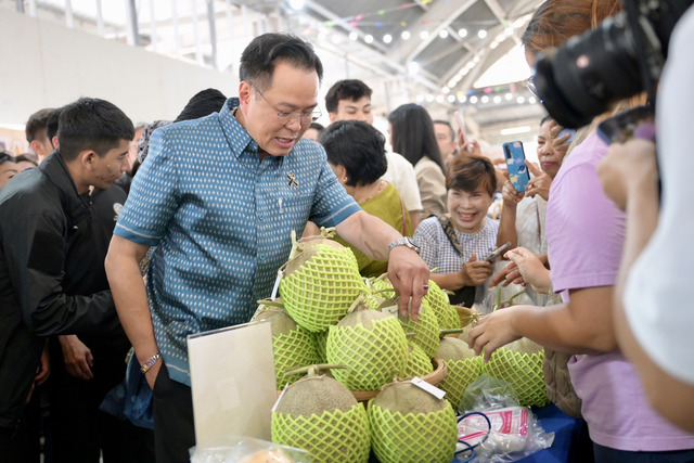 “นายกฯ” คิกออฟ “ไทยช่วยไทย” ขายสินค้าราคาประหยัดทุกวันศุกร์ ลดค่าครองชีพทั่วประเทศ