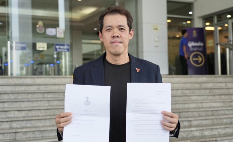“ปกรณ์วุฒิ” บุก ป.ป.ช. ขอใช้สิทธิตรวจสอบสำนวนคดี “ศักดิ์สยาม” ซุกหุ้น ขีดเส้น 15 วันต้องชัดเจน