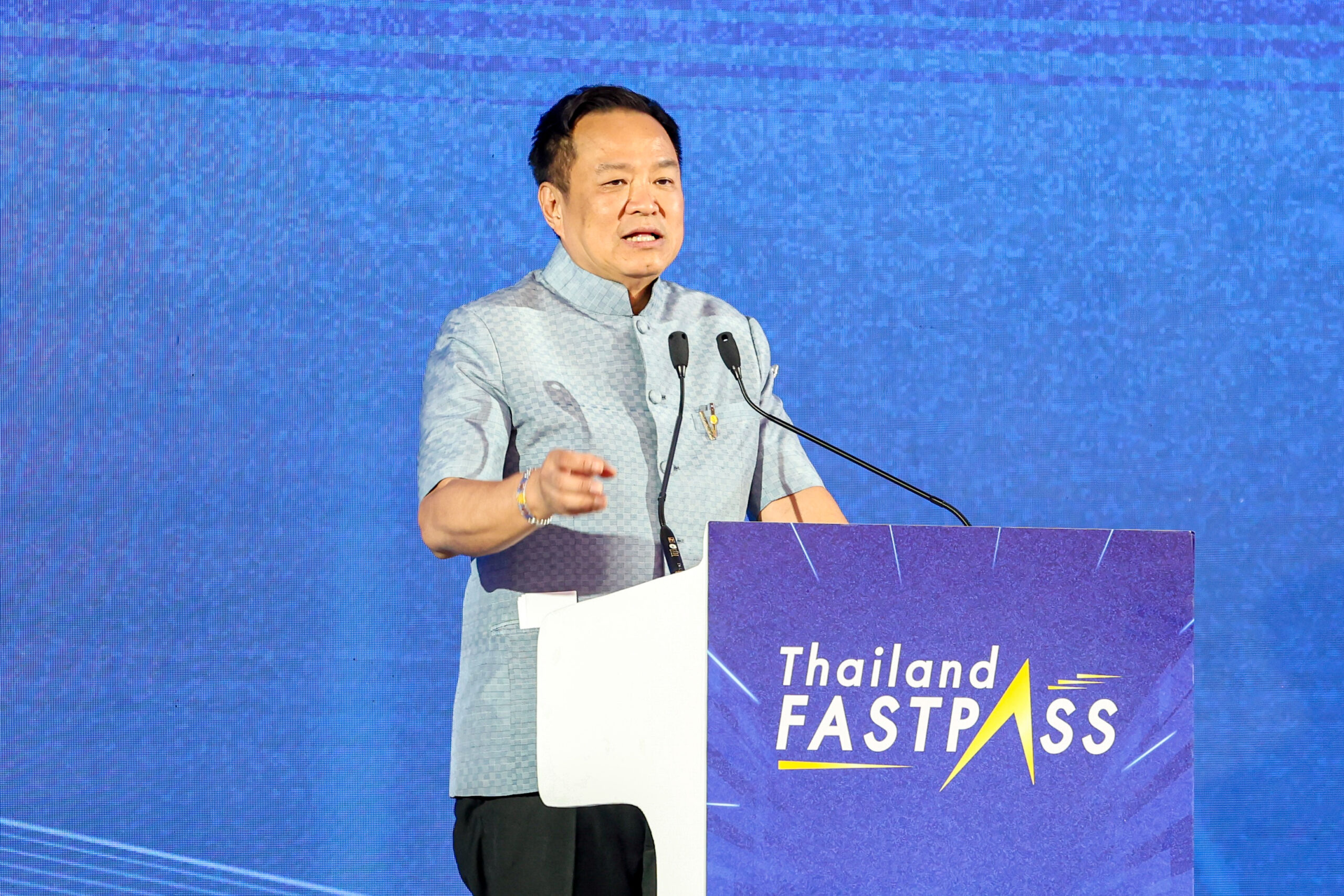 “อนุทิน” ฮึ่ม! สั่งล้างบางขบวนการทุจริตสอบท้องถิ่น 4.5 พันล้าน