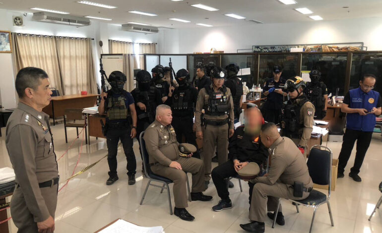 สลด! “ทหารสัสดี” บุกยิงผู้บังคับบัญชาดับคาห้องทำงาน ศาลากลางกาฬสินธุ์ ปมโดนคำสั่งโยกย้าย