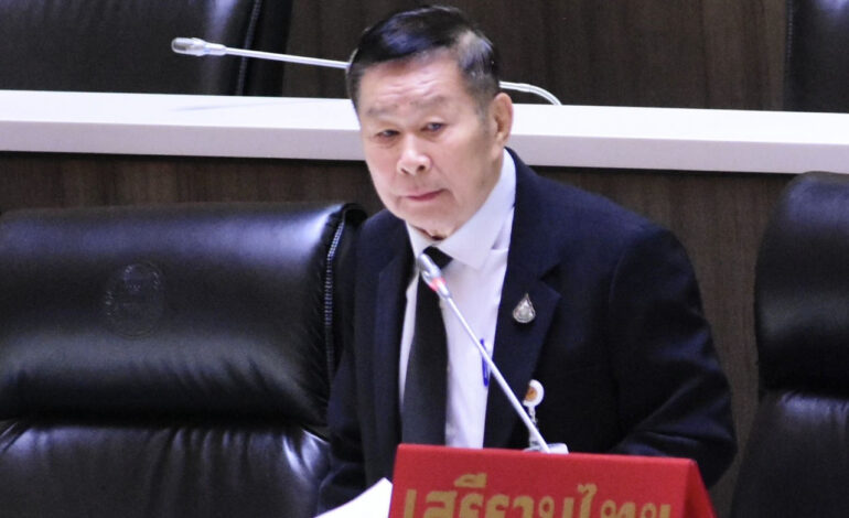 “เสรีพิศุทธ์” ซัดงบปี 2570 แฉข้อมูล DSI ปมฮั้ว สว. กลางสภา ก่อนถูกสั่งเบรกอภิปราย