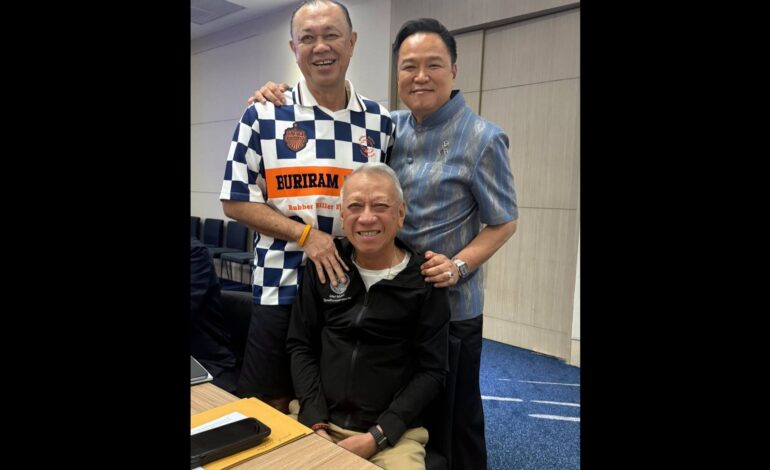 “อนุทิน” ลั่นไม่ต้องเคลียร์ใจ “เนวิน-พิพัฒน์” ยันไร้ปัญหา ซัดกลับเรื่องในพรรคไม่ใช่ธุระคนนอก