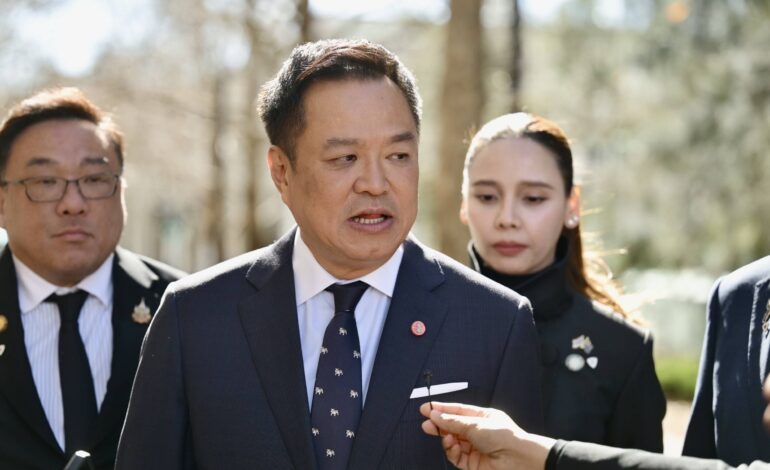 “อนุทิน” หนุน TH-AI Passport เปิดทางคนไทยใช้ AI ระดับโลก ชี้ยอดลงทะเบียนสะท้อนความต้องการ