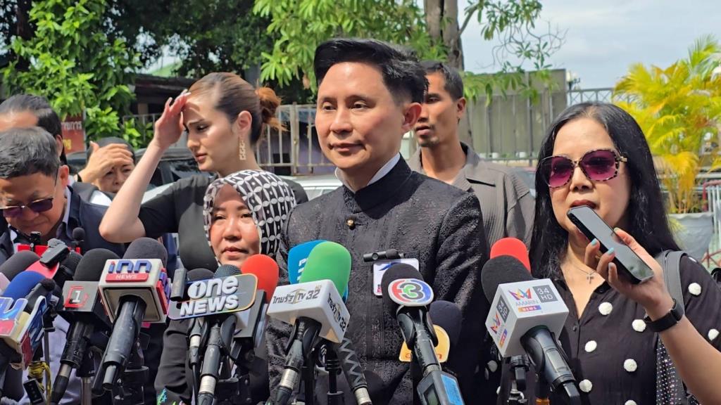 ยื่นหลักฐานใหม่! “ปานเทพ-แม่แตงโม” ควง “ขวัญ อุษามณี” แฉอยู่เรือคนละลำ จ่อดำเนินคดี “กระติก” แจ้งเท็จ