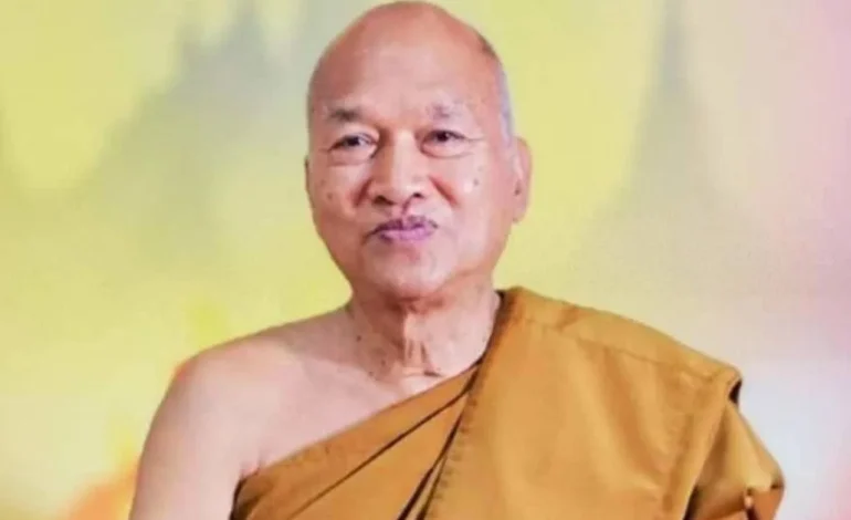 “ศาล” สั่งจำคุก “อดีตพระอลงกต” 742 ปี “หมอบี” 386 ปี คดีเงินบริจาควัดพระบาทน้ำพุ ให้คืนเงินวัด กว่า 306 ล้าน